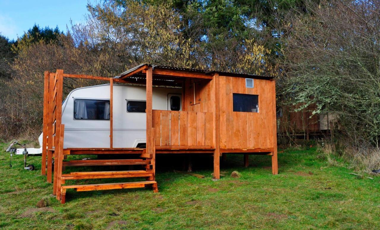 Guillerin Caravan And Glamping Sornac Ngoại thất bức ảnh