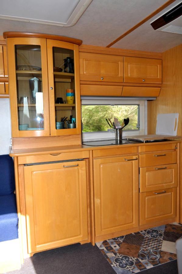 Guillerin Caravan And Glamping Sornac Ngoại thất bức ảnh