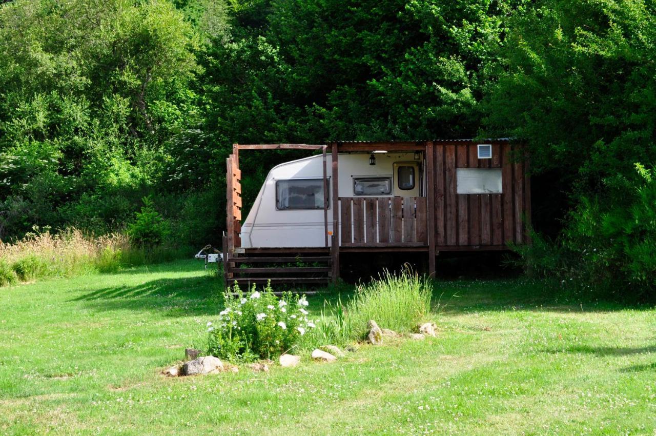 Guillerin Caravan And Glamping Sornac Ngoại thất bức ảnh