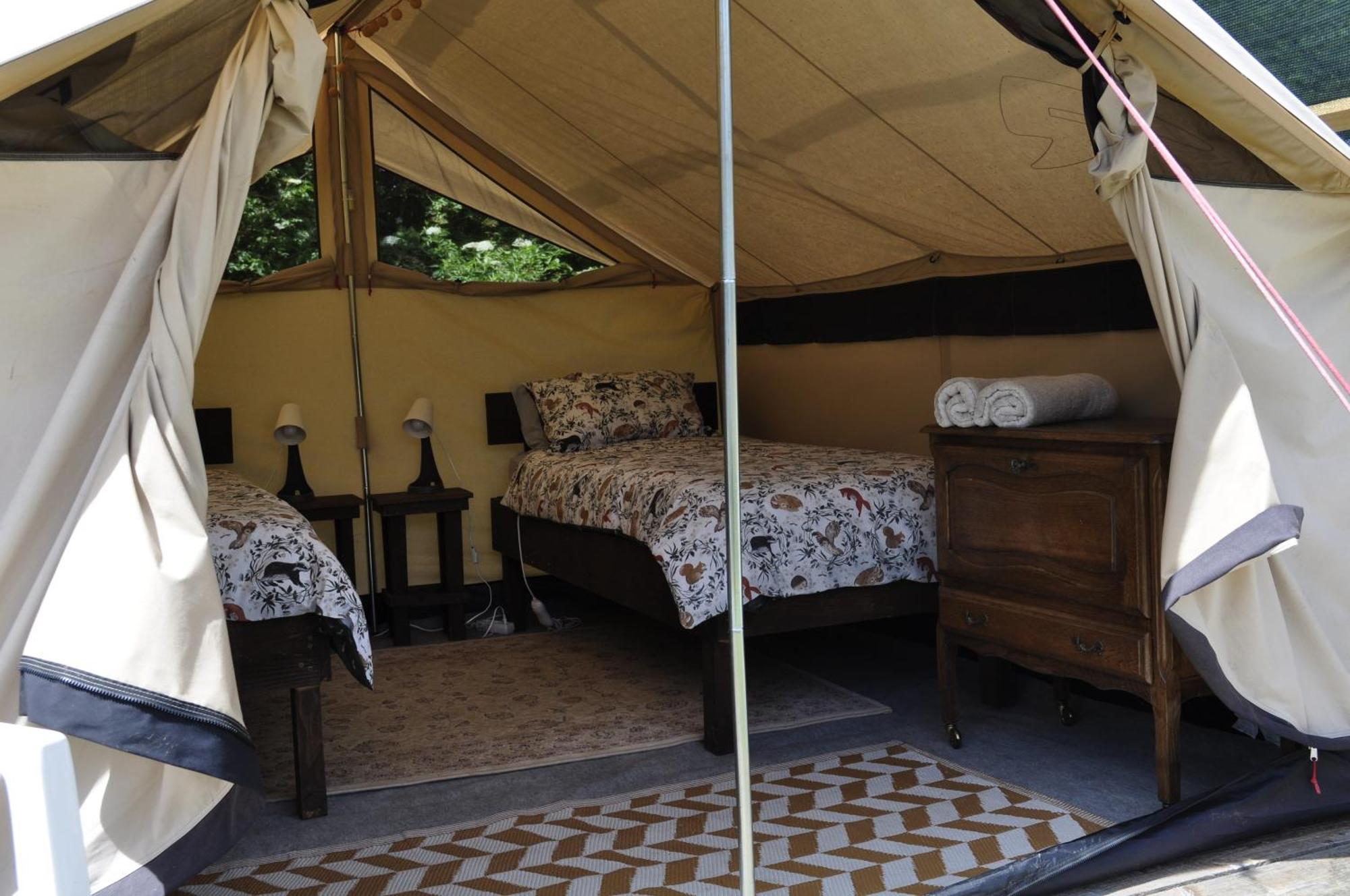 Guillerin Caravan And Glamping Sornac Ngoại thất bức ảnh