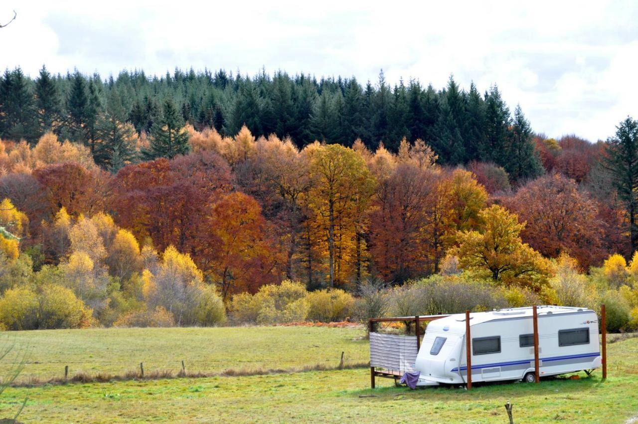 Guillerin Caravan And Glamping Sornac Ngoại thất bức ảnh